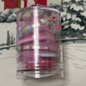 Beautyblender® Makeup Sponge- Shapeshifter Wave